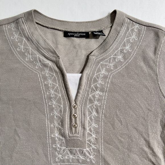 Speculation Petite Short Sleeve Rib Knit Sweater Woman's PL *PETITE* V-neck - Picture 2 of 8